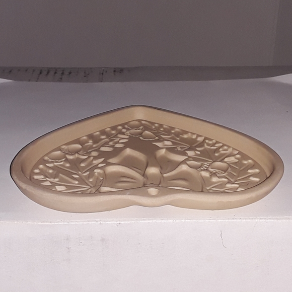 The Pampered Chef Seasons of Heart Cookie … - Picture 6 of 7